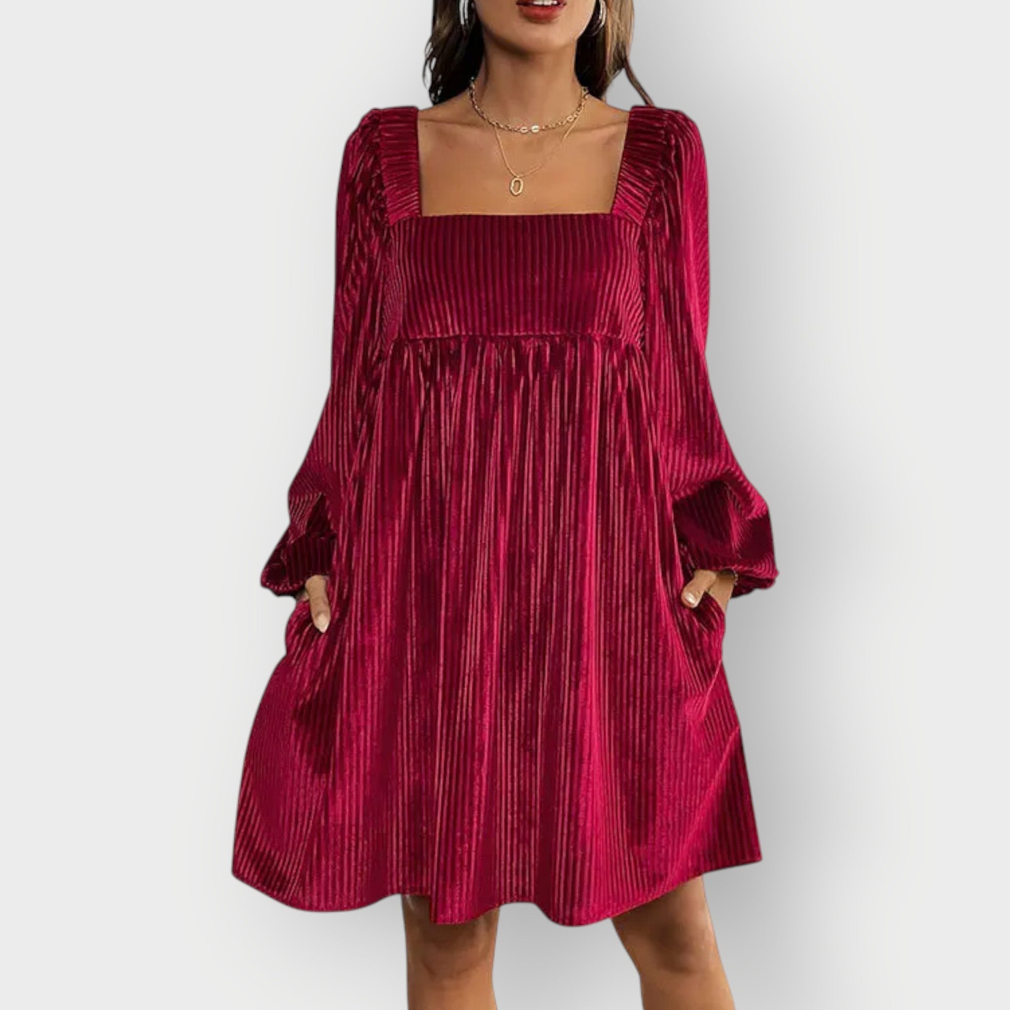 Caroline | Velvet Chic Backless Dress