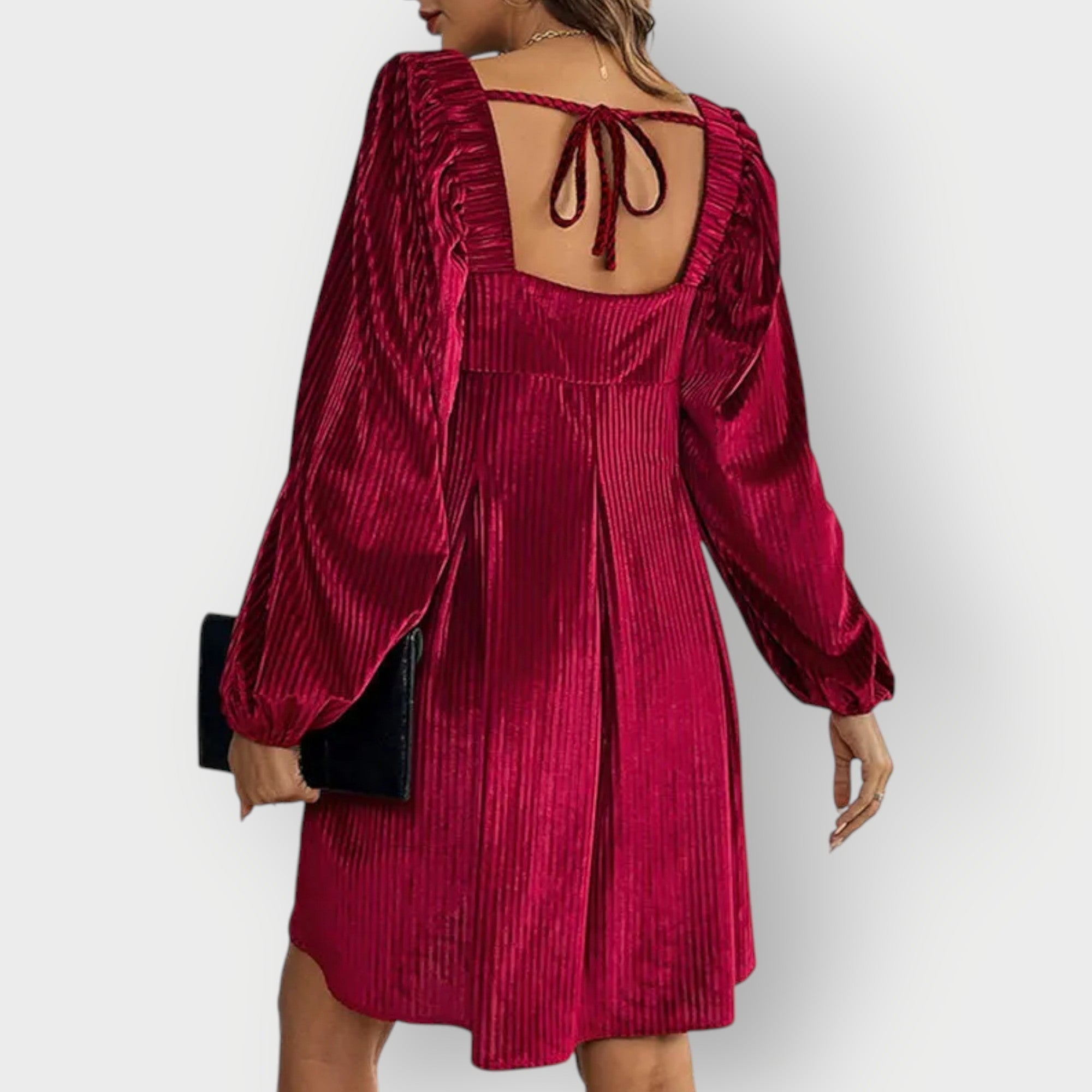 Caroline | Velvet Chic Backless Dress
