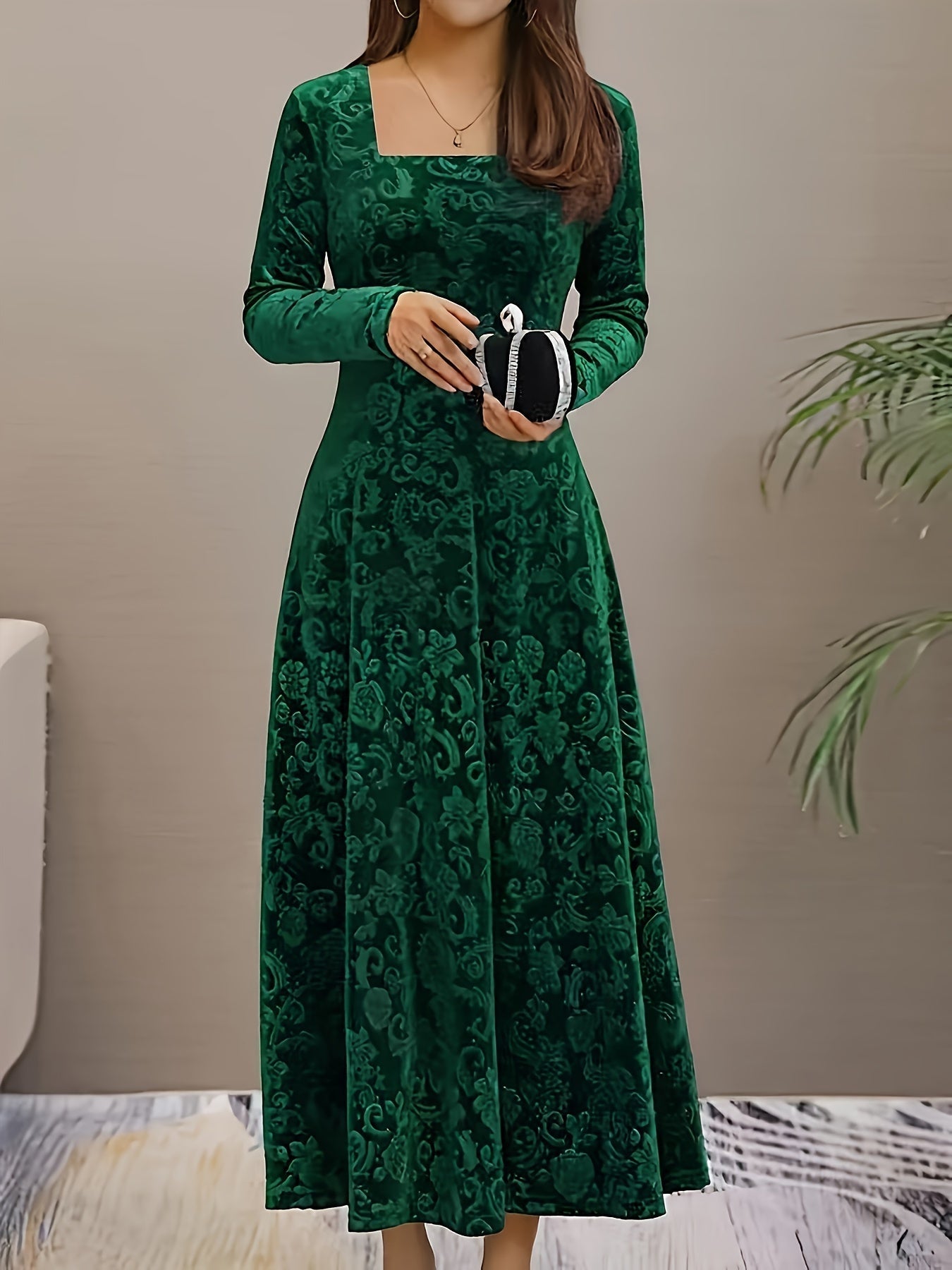 Bethany | Women's Floral Velvet Midi Dress