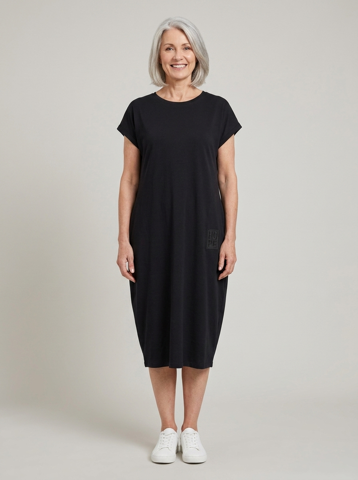 Thalyssiah | Relaxed Midi Dress
