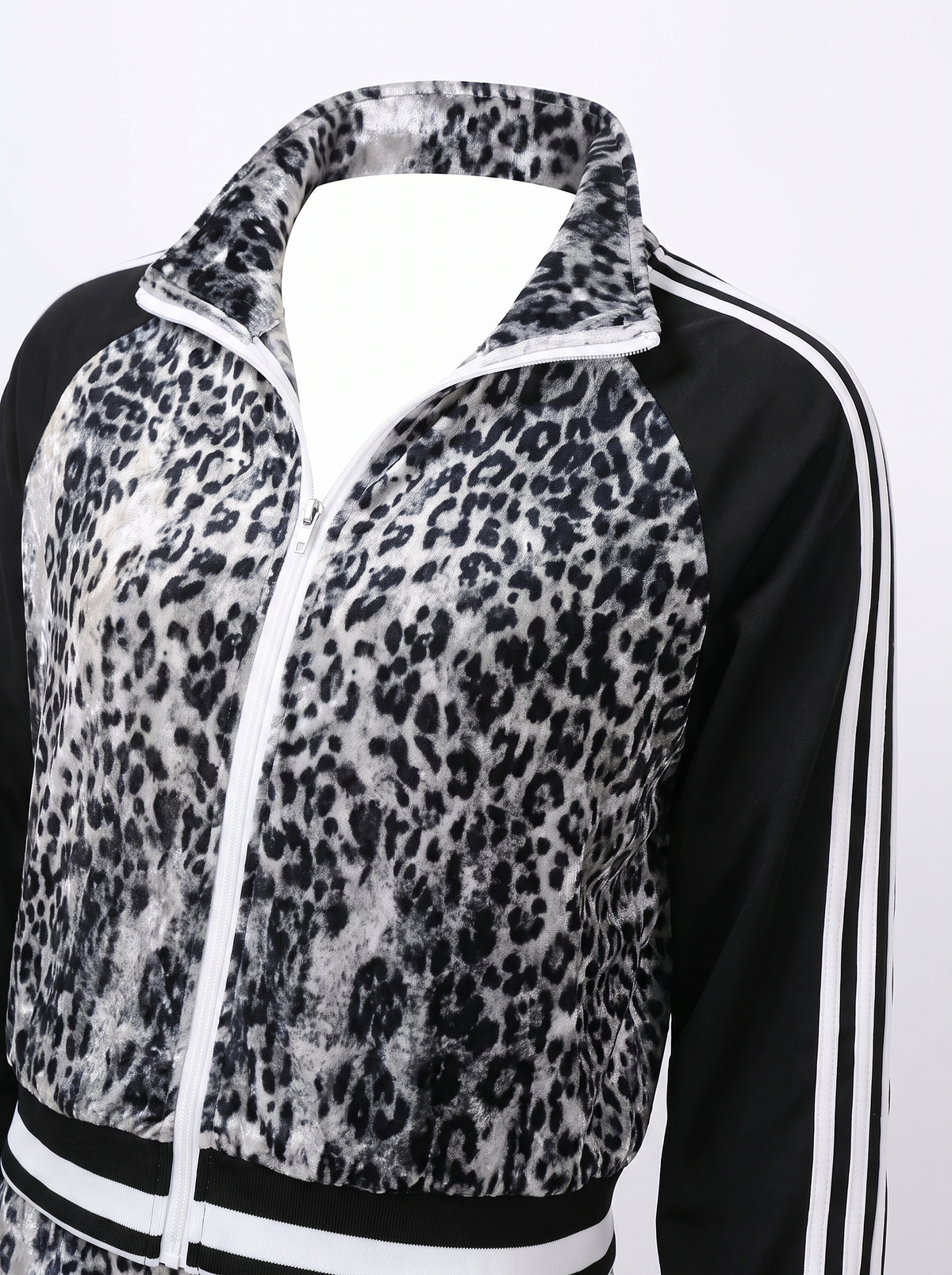 Ursula | Women's Leopard Velvet Zip Track Jacket & Wide-Leg Trouser Set detail