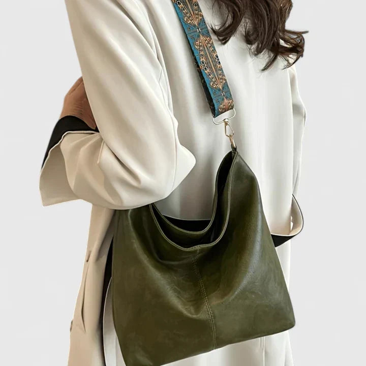 Ragnelle | Shoulder Bag with Unique Character