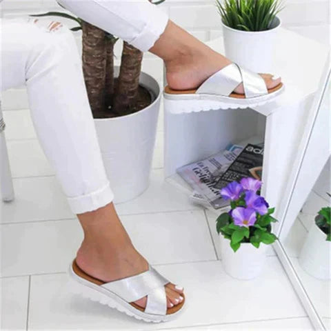 Lydia | Women's Cross Strap Slide Sandals