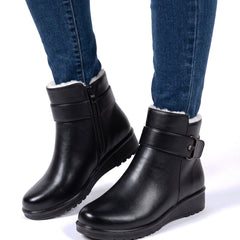 Irene-Phyllis Women's Faux Fur-Lined Ankle Boots in black worn with jeans