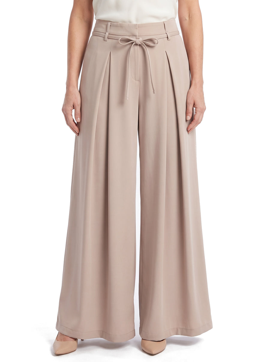 Women's pleated wide-leg palazzo trousers in greige, worn waist to feet