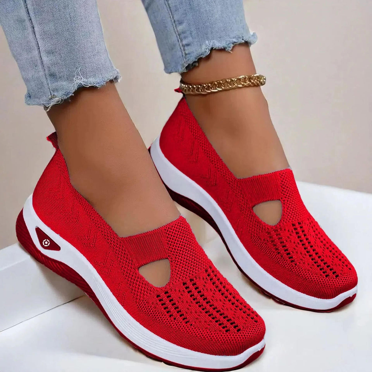 Roberta | Women's Breathable Slip-On Walking Sneakers