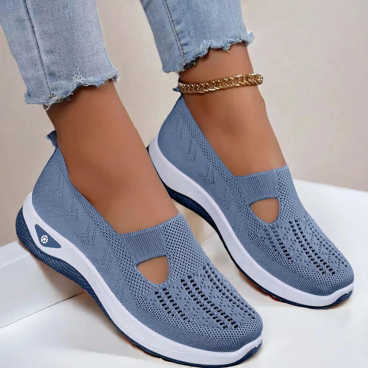 Roberta | Women's Breathable Slip-On Walking Sneakers