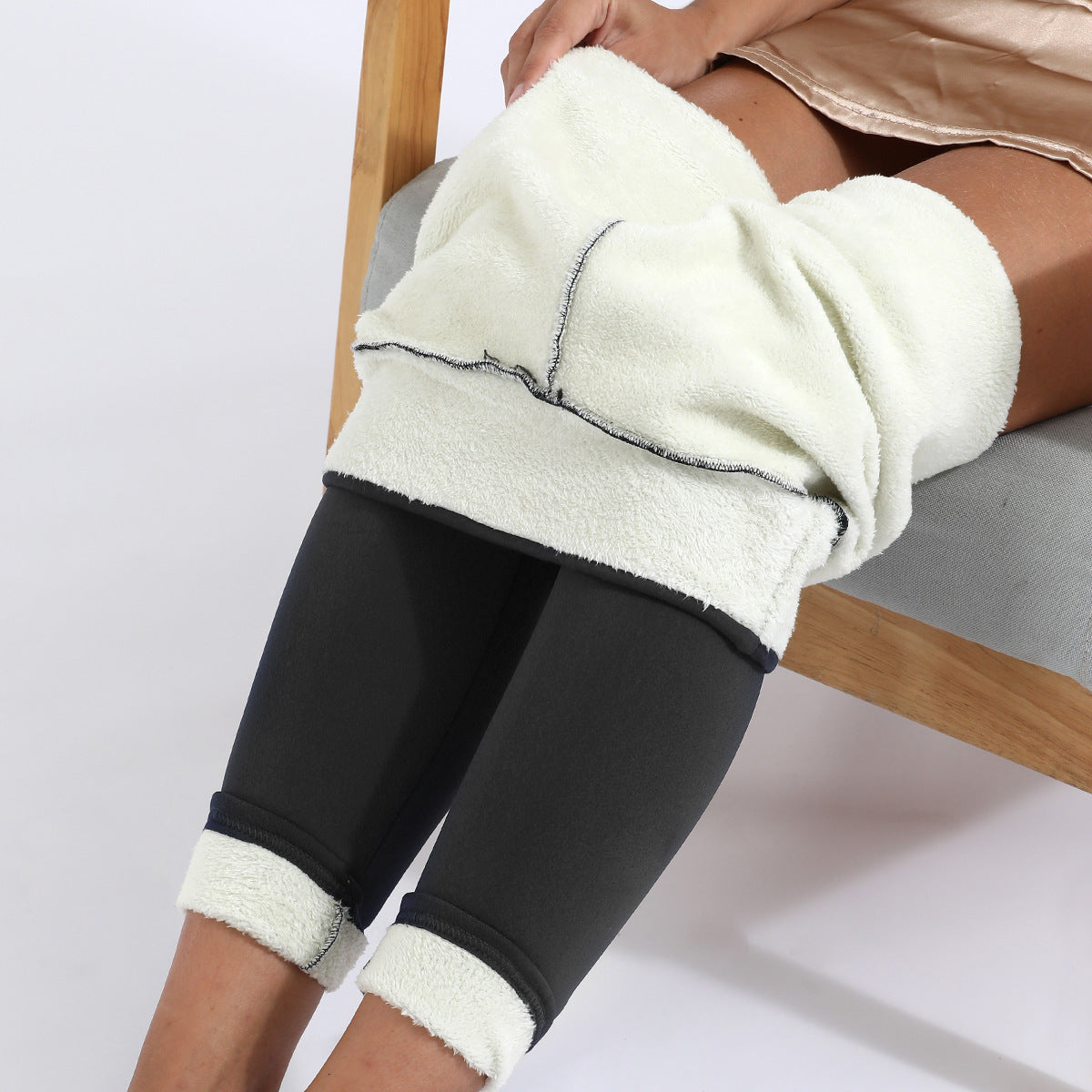 Magda | Women's Fleece-Lined Ankle Leggings