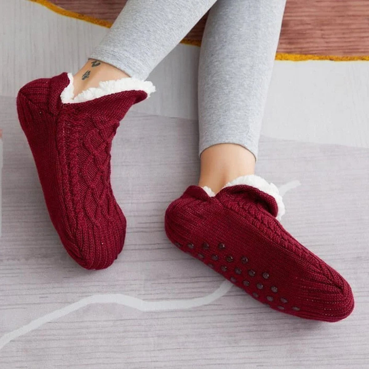 Daphne-Evelina | Women's Fleece-Lined Slipper Socks with Grip Soles