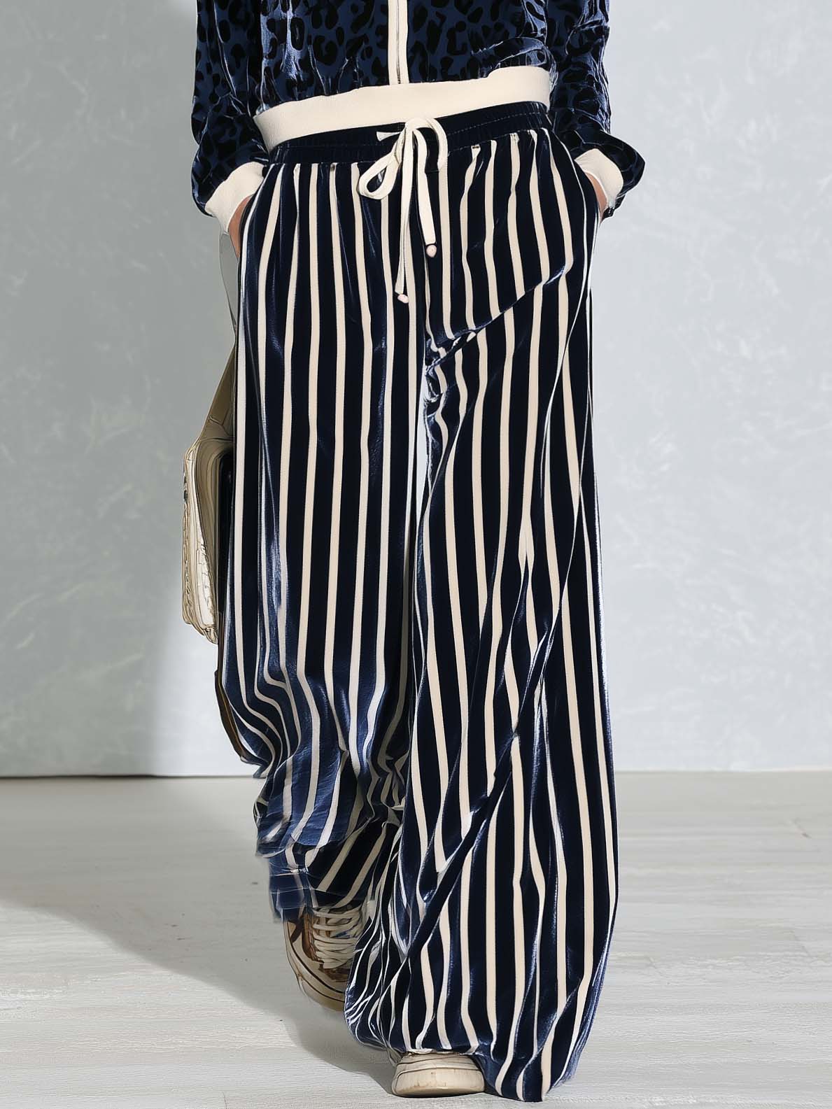 Stella | Women's Leopard Velvet Zip Jacket & Wide-Leg Pants Set