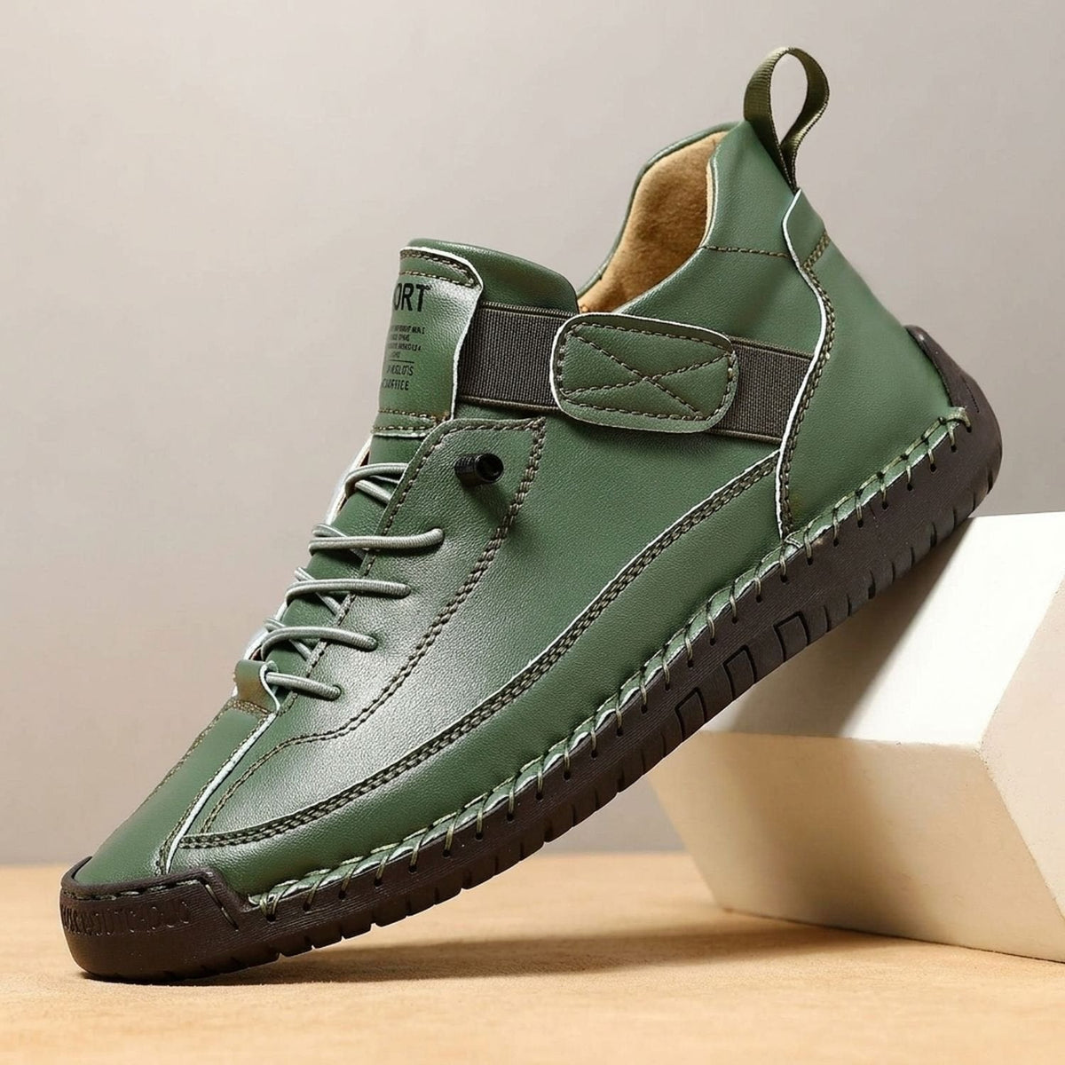 Ingrid-Opal | Women's Toggle-Closure Arch-Support Low-Top Sneakers