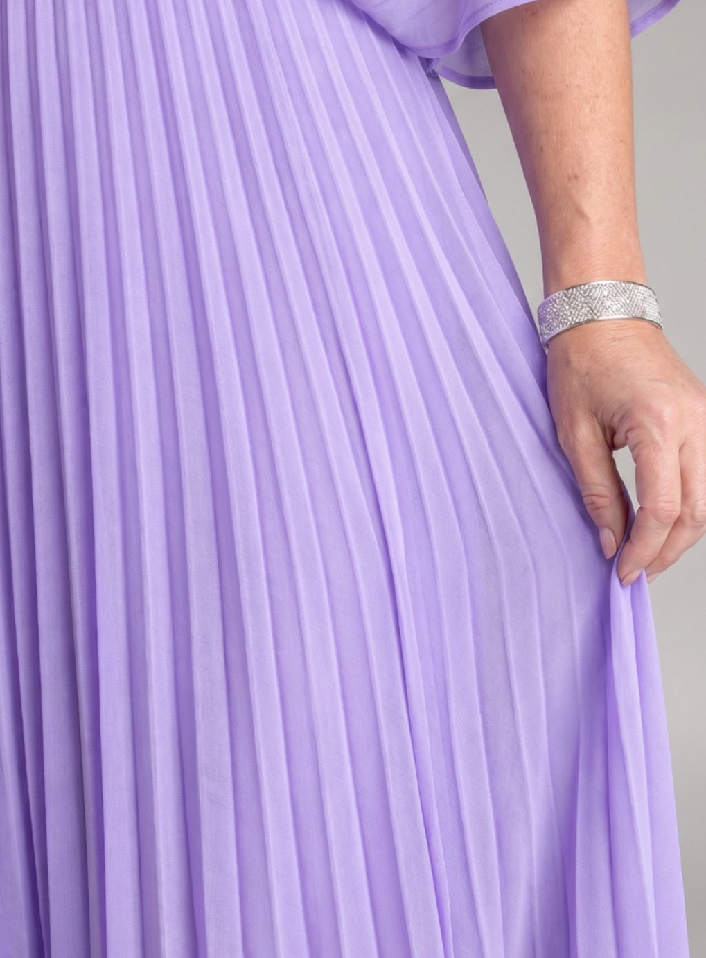 Elena | Women's V-Neck Pleated Cape-Sleeve Maxi Dress
